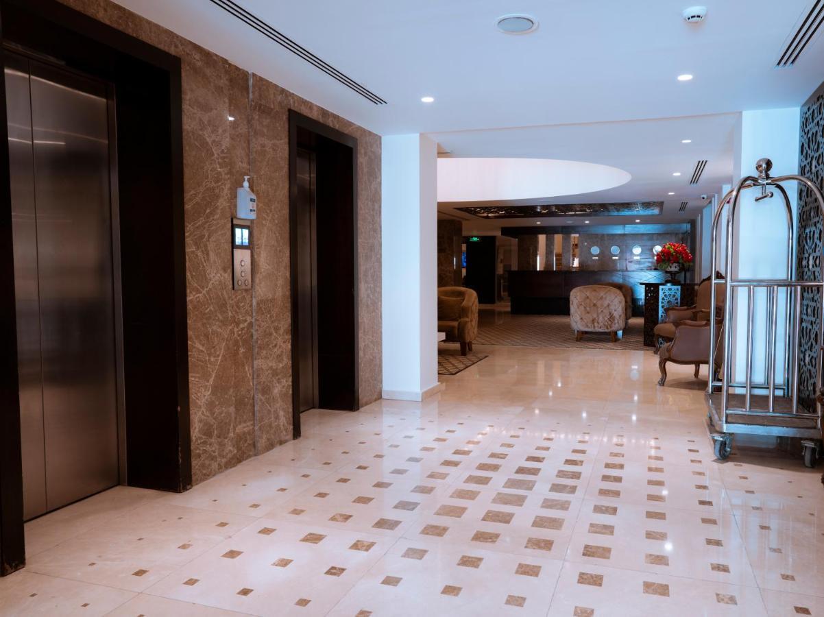 Rawa Hotel Suites Аман Екстериор снимка