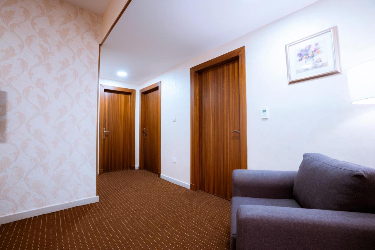 Rawa Hotel Suites Аман Екстериор снимка