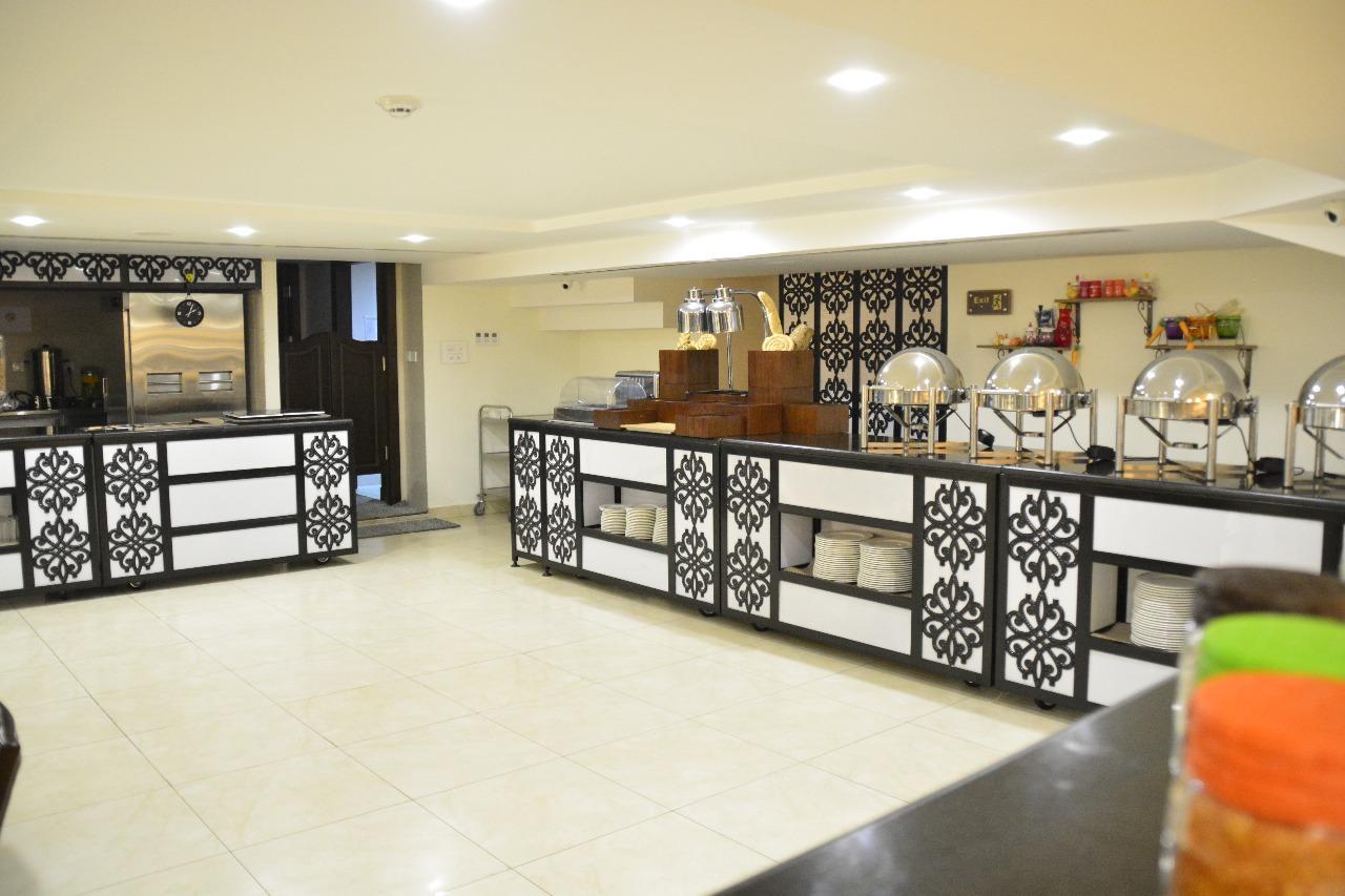 Rawa Hotel Suites Аман Екстериор снимка